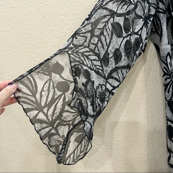 Separates By New York City Design Co Black Floral Silk Top Sz 2XL Y2K Fairy Boho - Picture 3 of 8